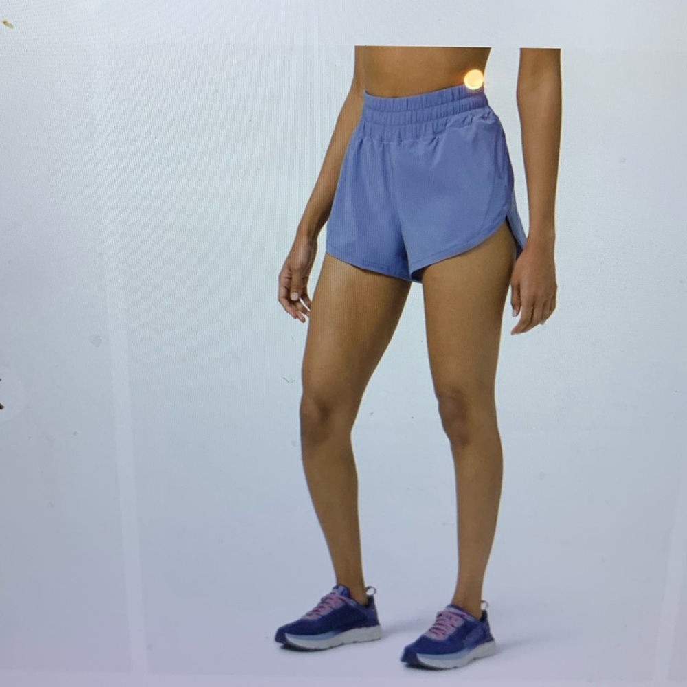 Lululemon Track That High-Rise Short 3” - Size 4